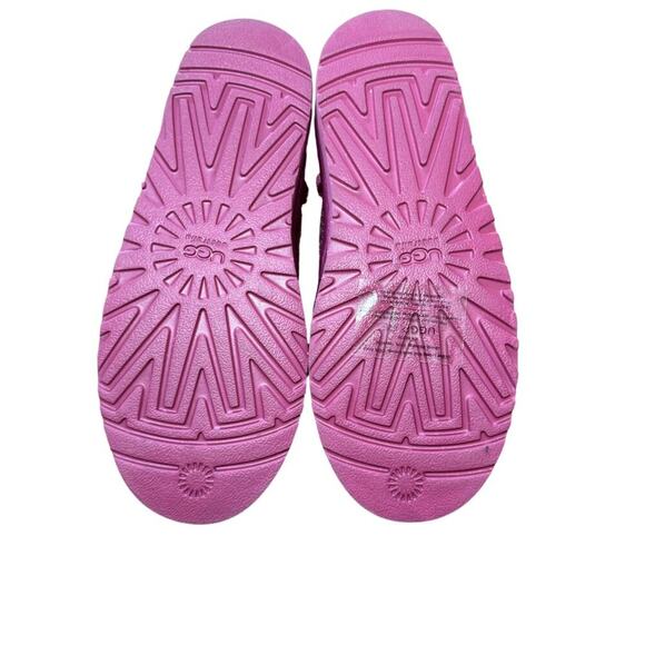 UGG Classic Short Sparkles Boots Fuchsia Size 6 NWT - Picture 9 of 10